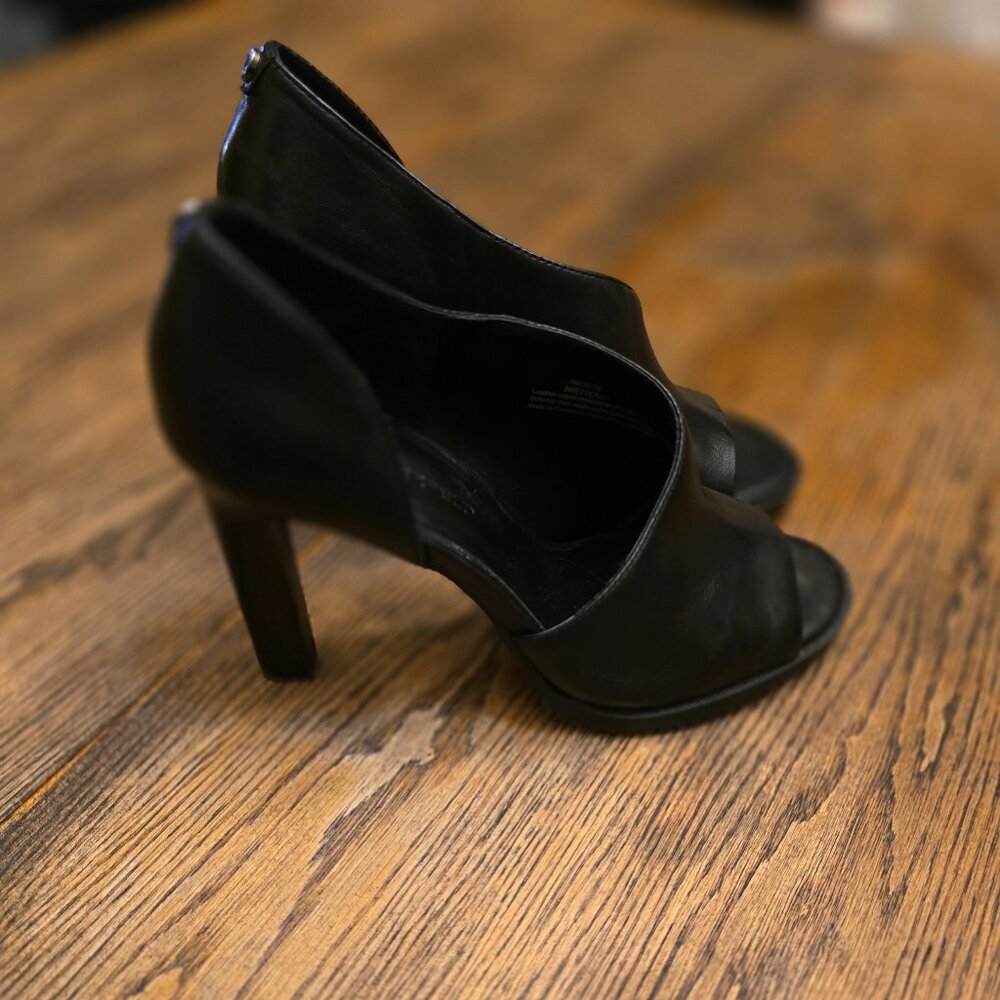 KARL LAGERFELD Paris Brette/D21 Black Leather Peep Toe Ulta-high Pump size 8 - Picture 8 of 11